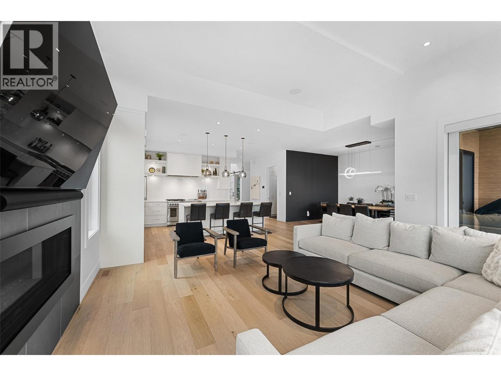  541 Clifton Court, Kelowna