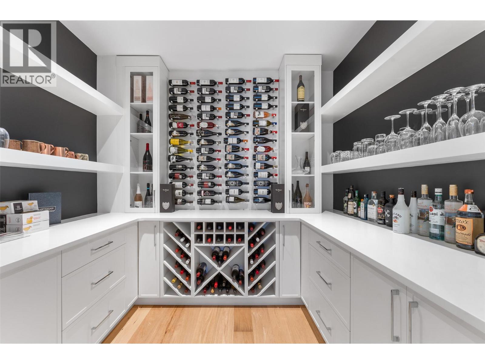  541 Clifton Court, Kelowna