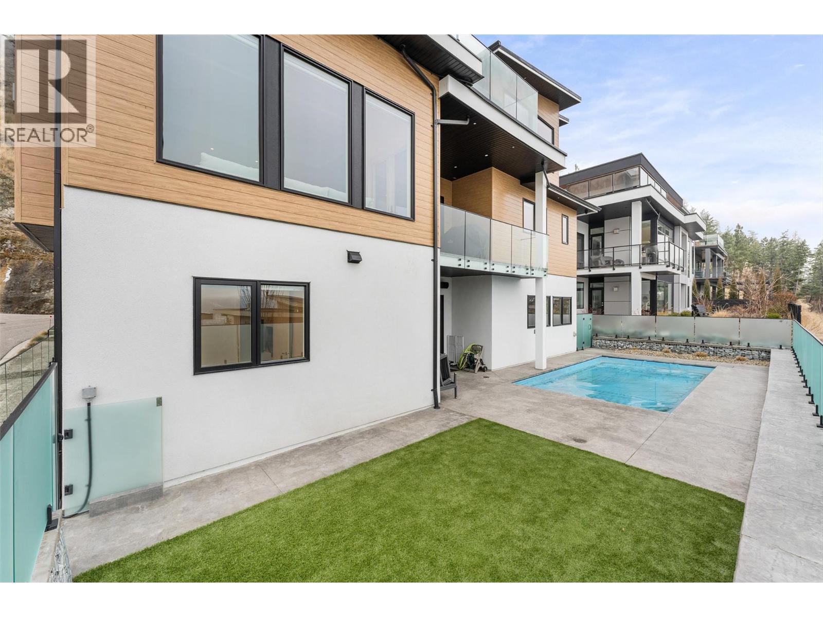  541 Clifton Court, Kelowna