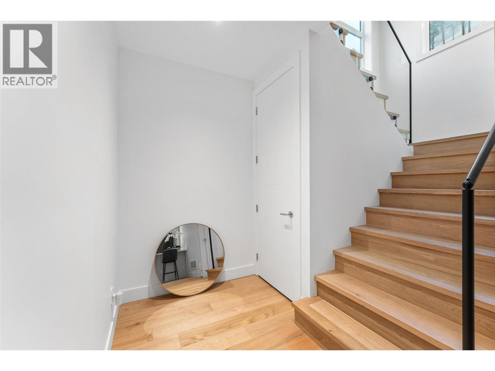  541 Clifton Court, Kelowna