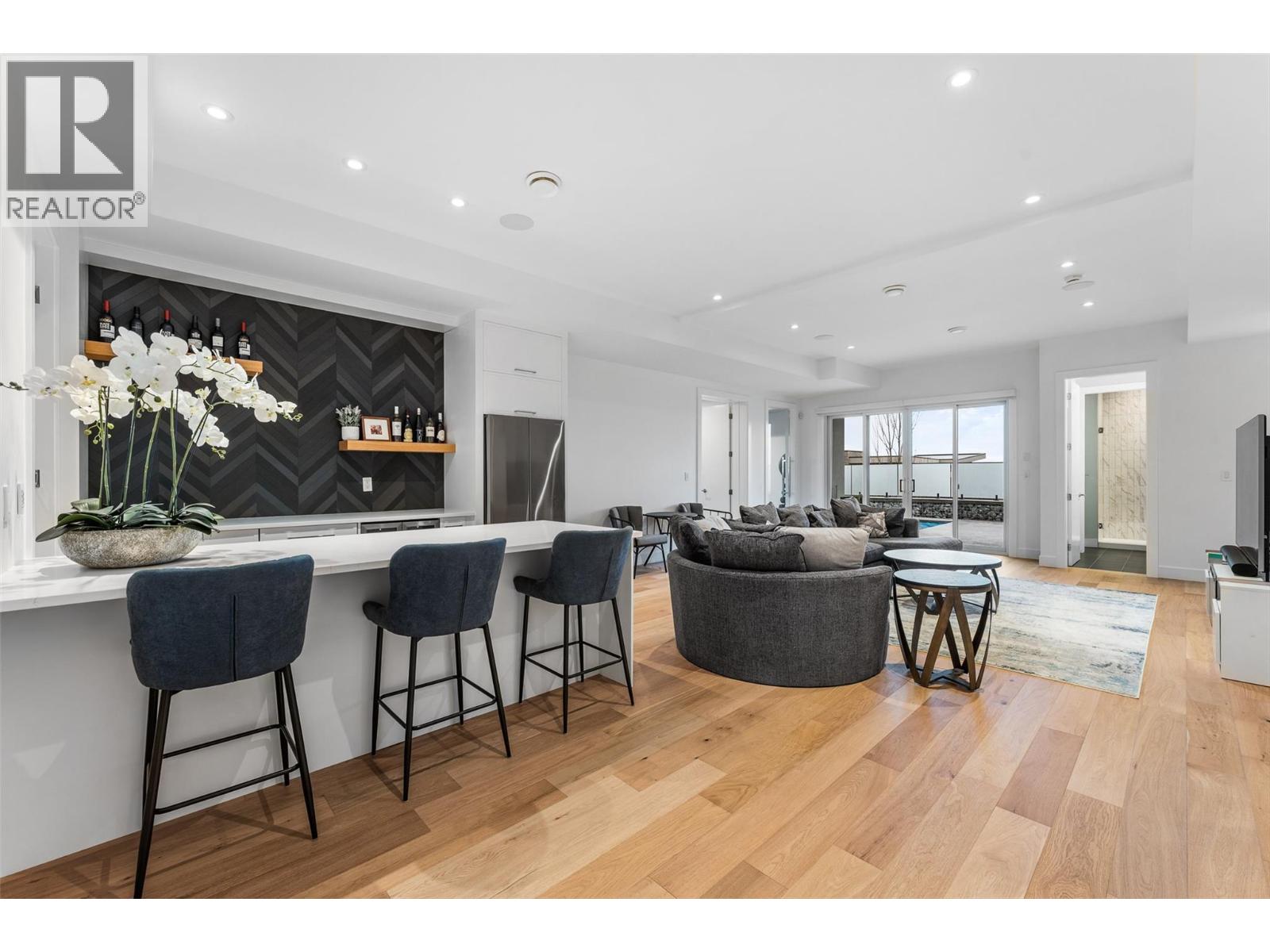  541 Clifton Court, Kelowna