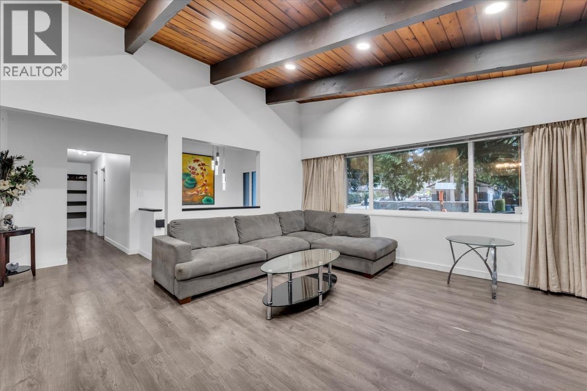 1707 DEMPSEY ROAD, North Vancouver