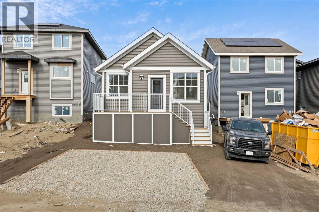 Single Family House Bungalow for Sale in  Mitchell Walk NW Glacier Ridge Calgary 