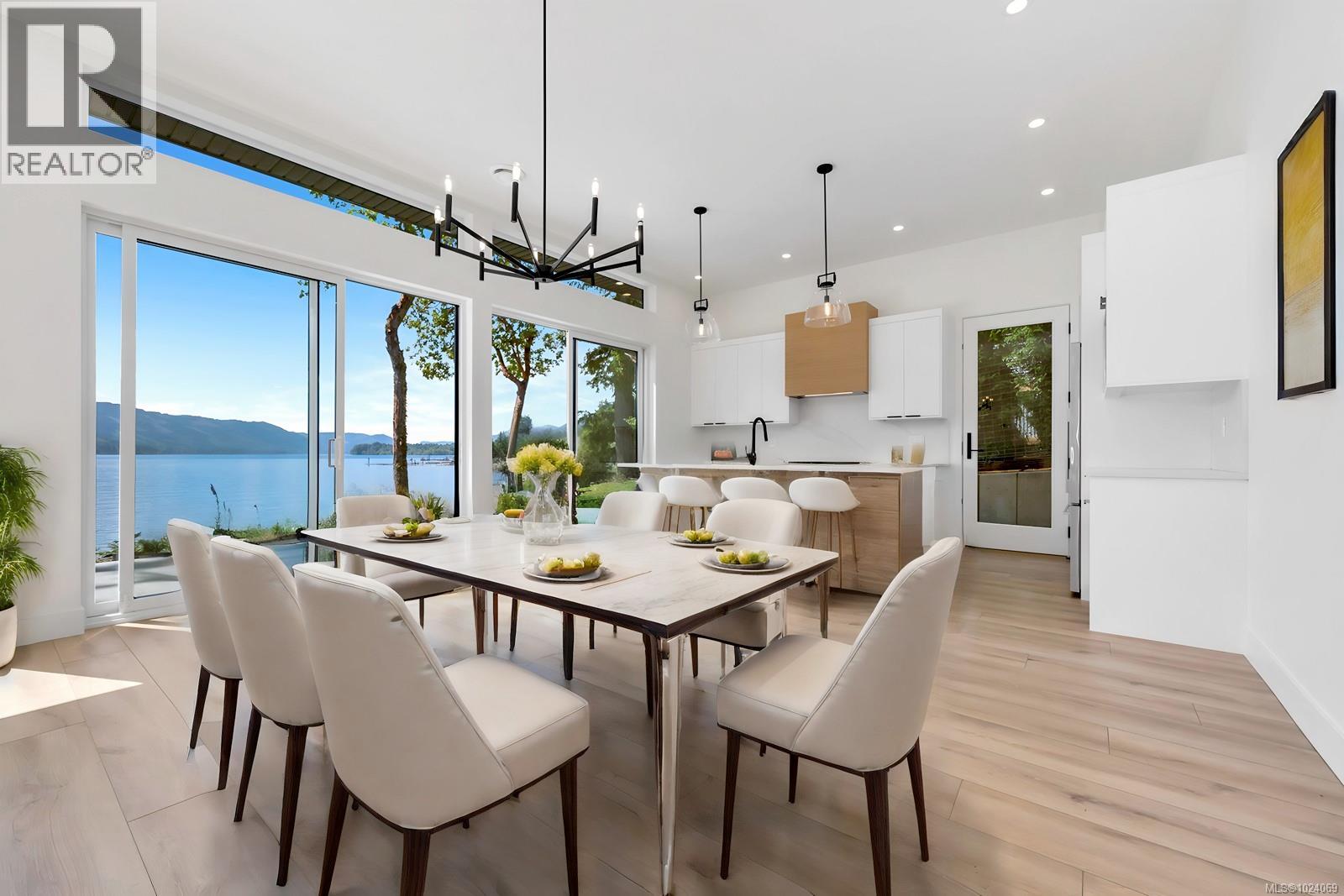 8394 Sa-Seen-Os Rd, Youbou