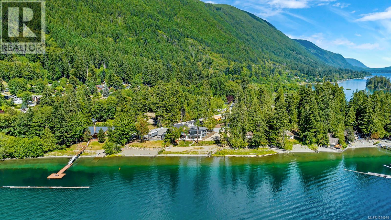 8394 Sa-Seen-Os Rd, Youbou