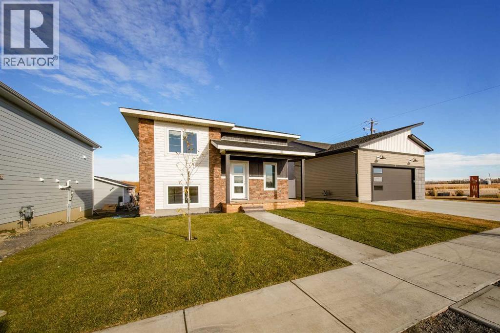 6 Metcalf Way, Lacombe