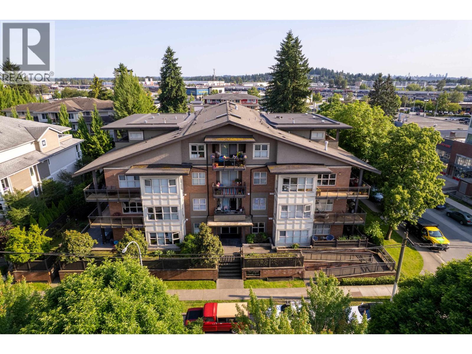 103 1988 SUFFOLK AVENUE, Port Coquitlam