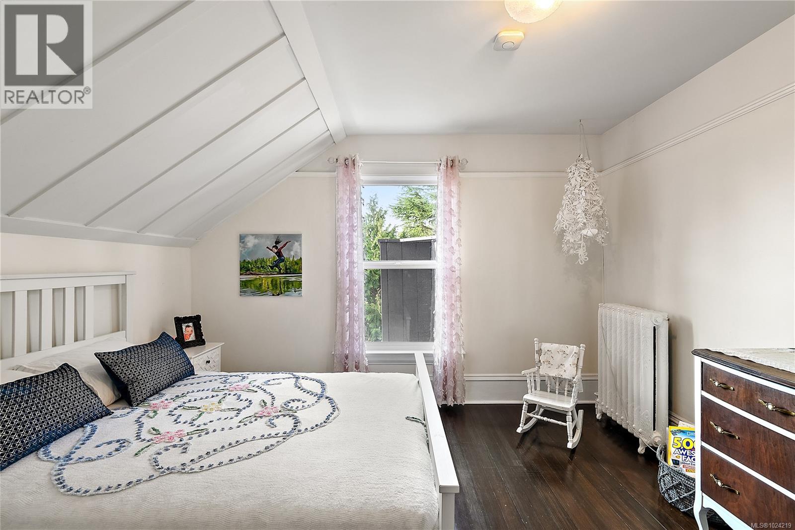  329 Simcoe Street, Victoria