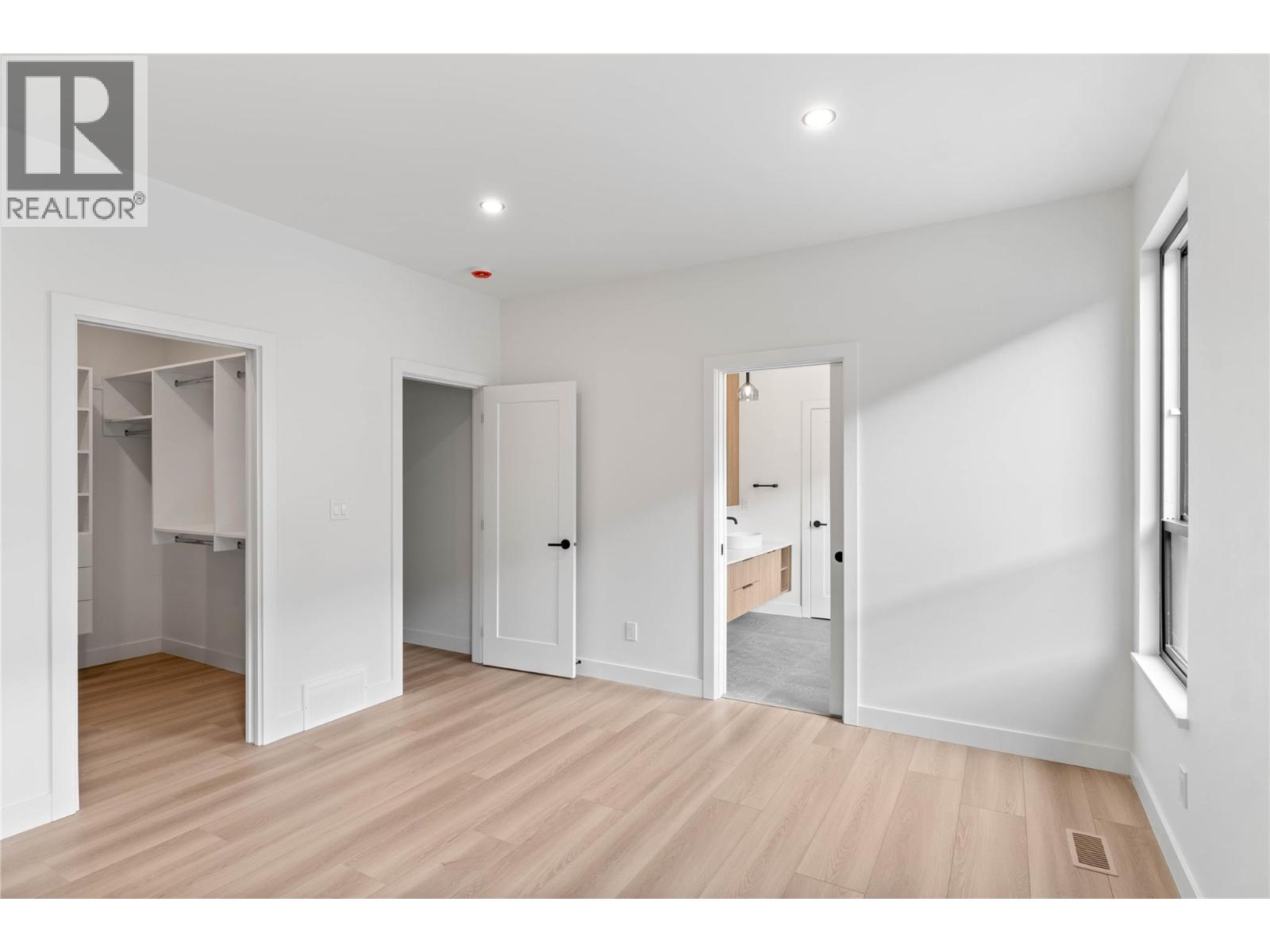 2264 Coldwater Drive - 36