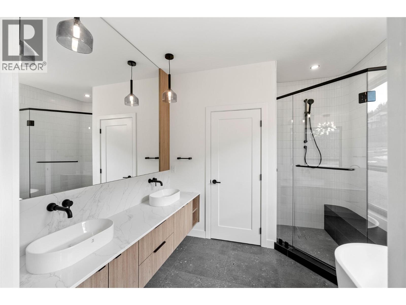 2264 Coldwater Drive - 8