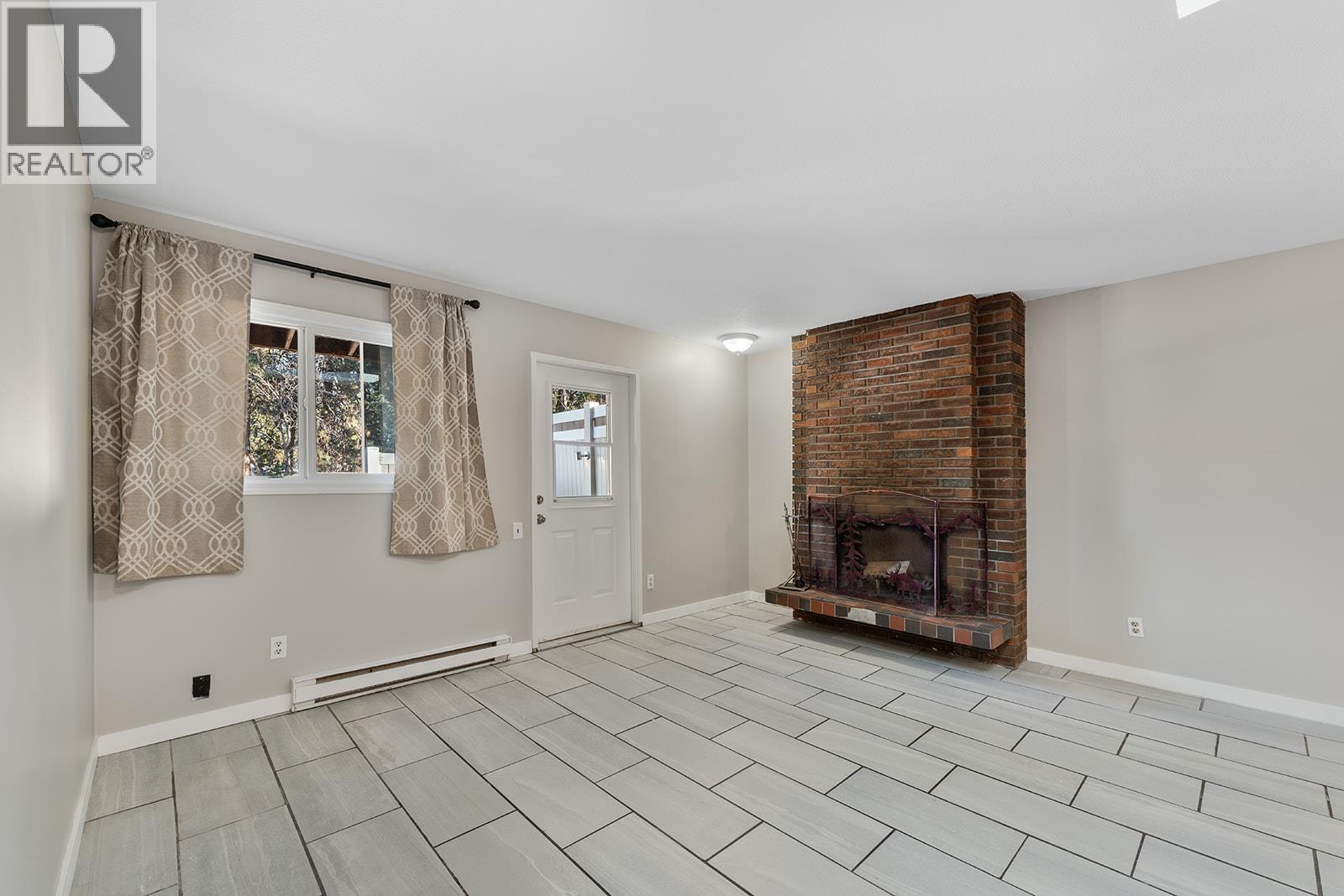  3376/3378 Mcmillan Road, West Kelowna