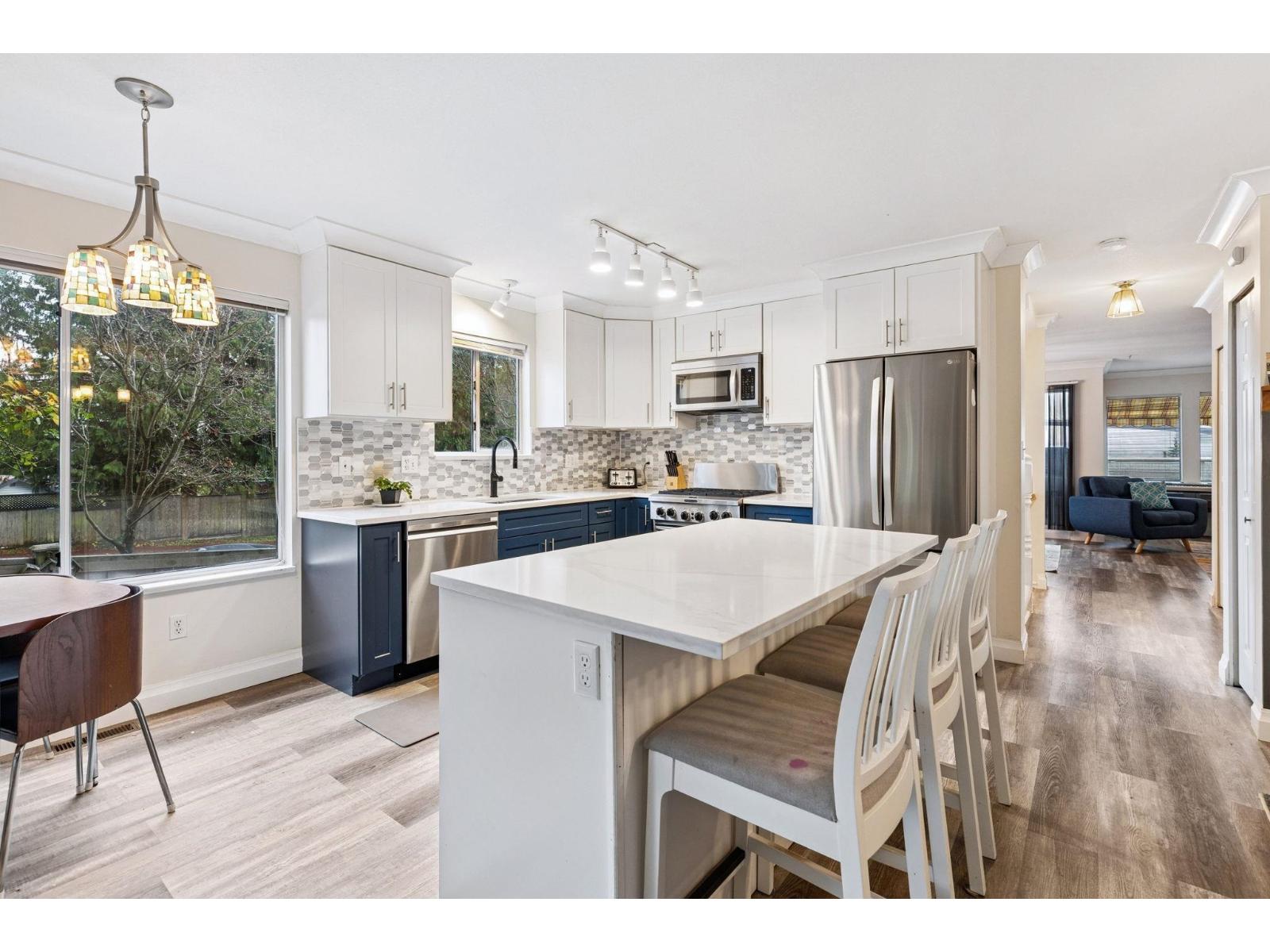 8376 CENTRE Street, Delta