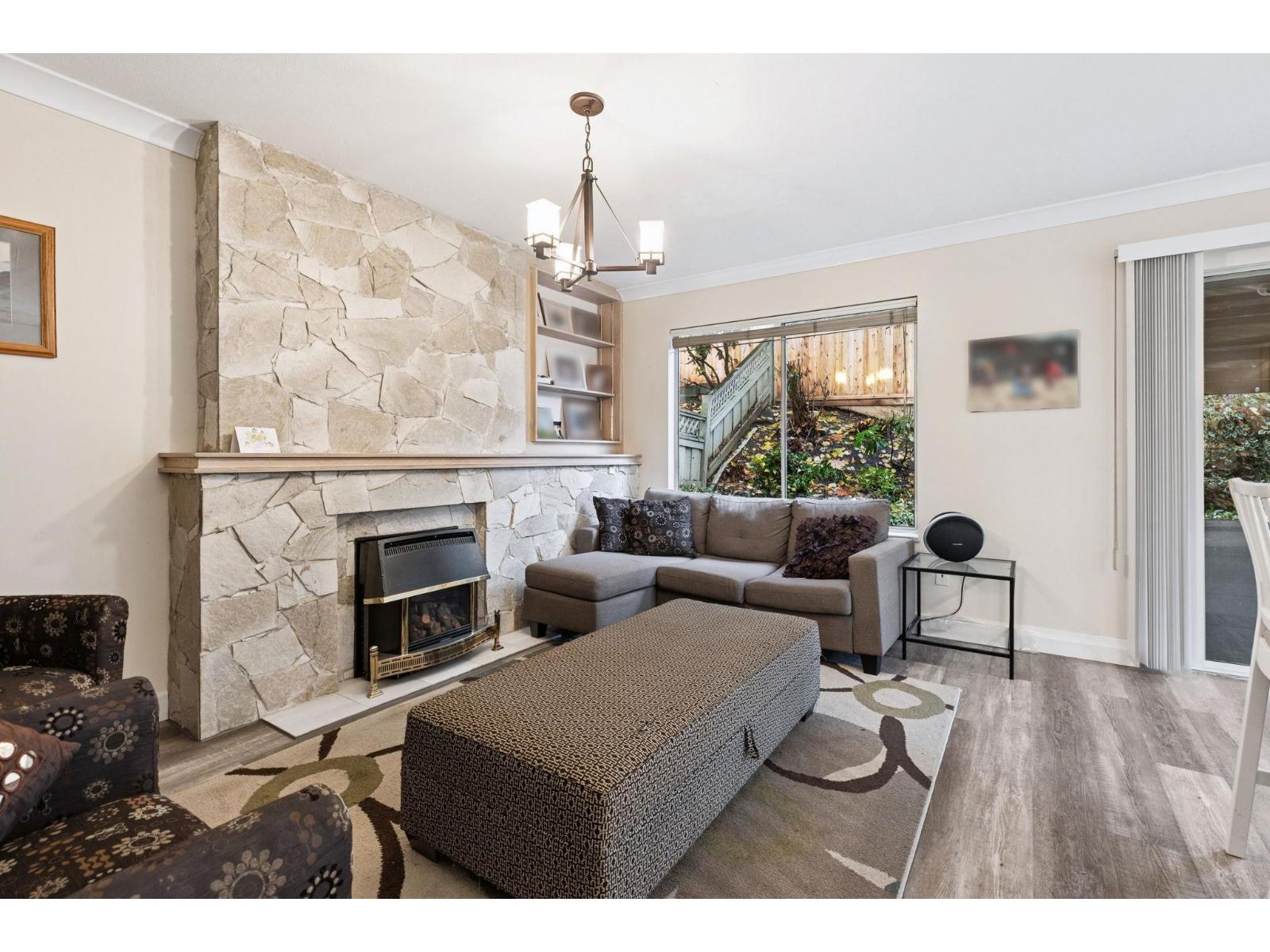 8376 CENTRE Street, Delta