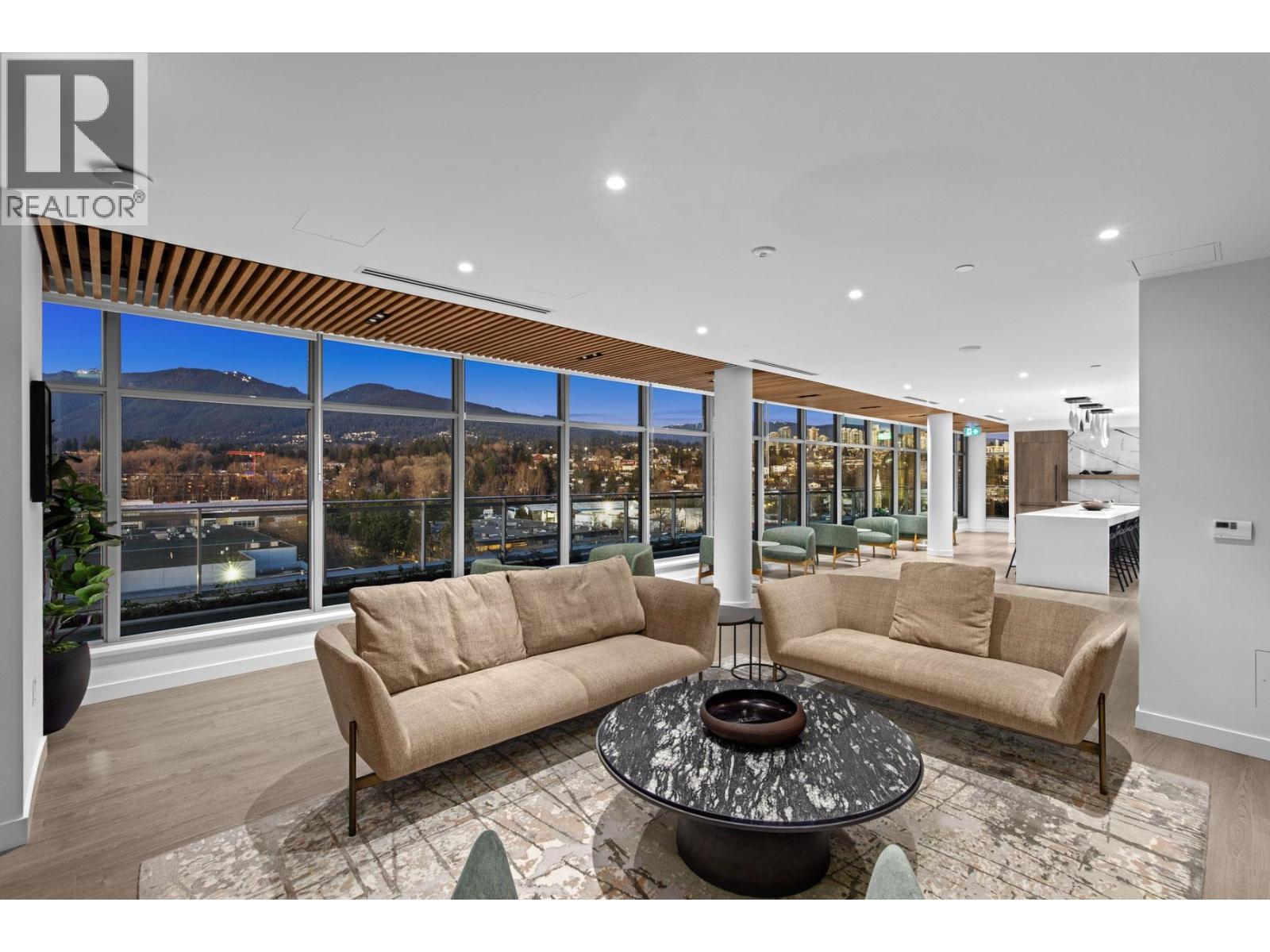 310 755 HARBOURSIDE DRIVE, North Vancouver