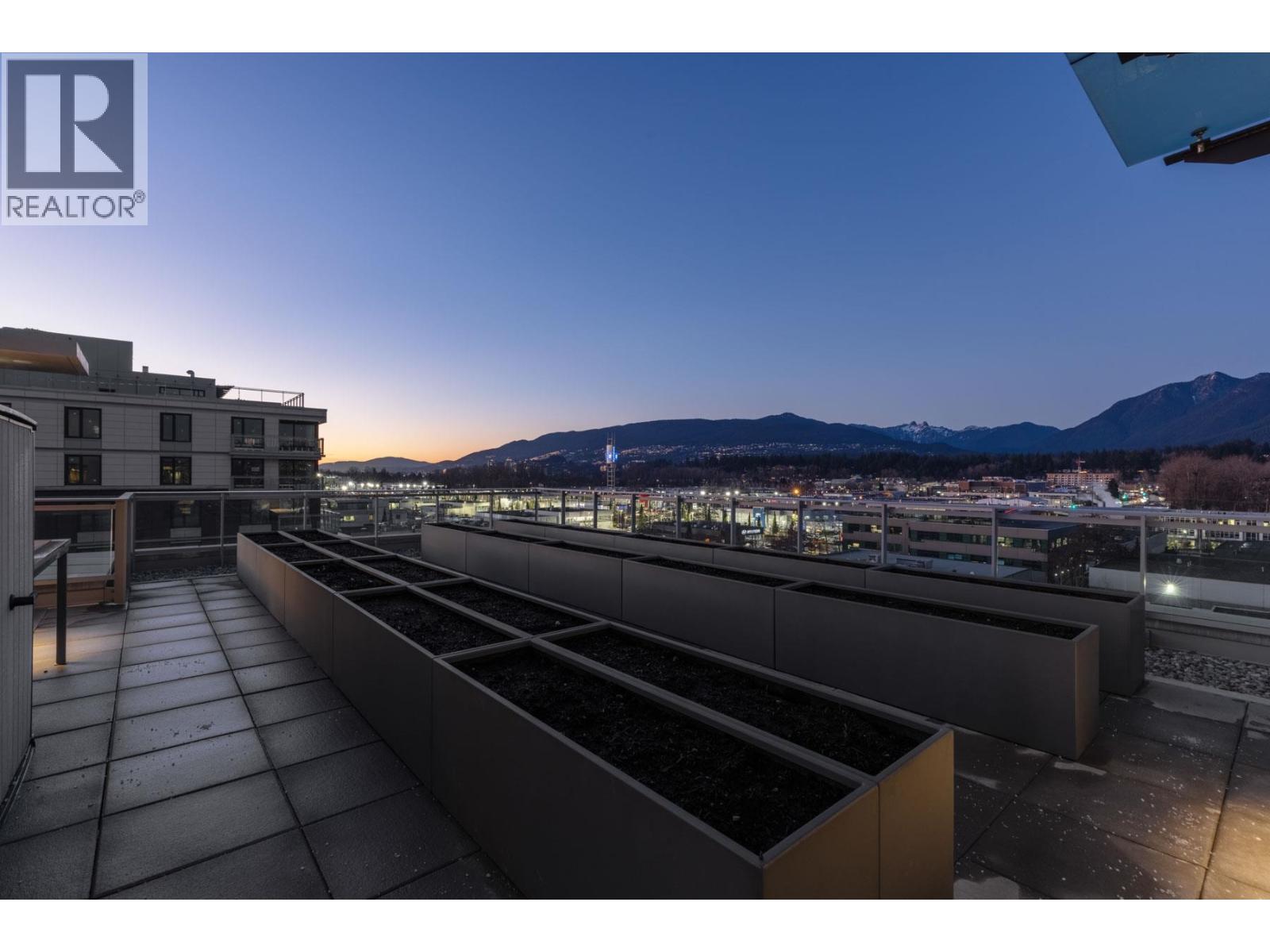 310 755 HARBOURSIDE DRIVE, North Vancouver