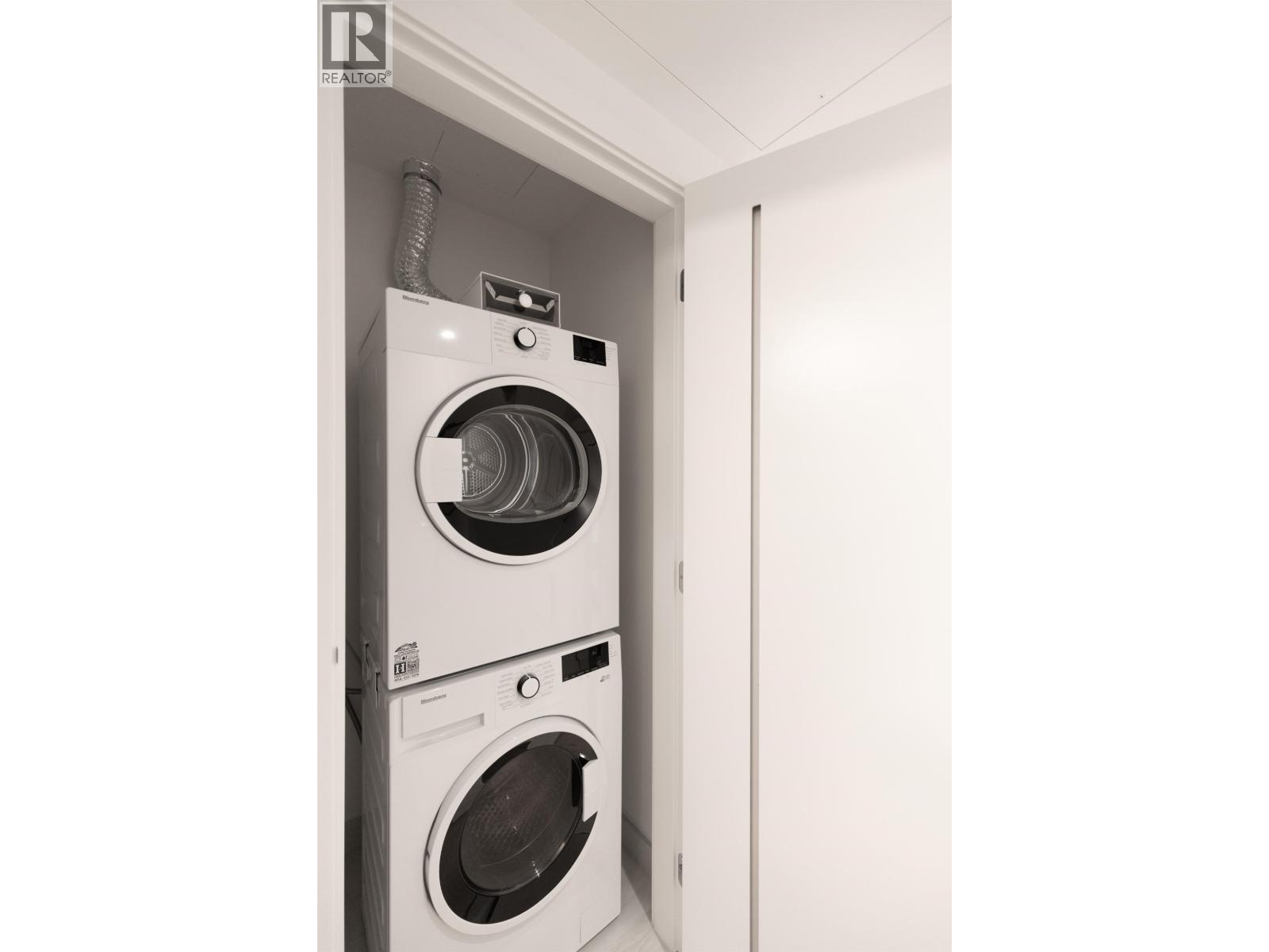 310 755 HARBOURSIDE DRIVE, North Vancouver