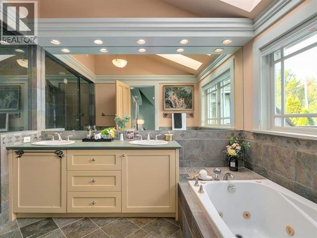 4035 W 27TH AVENUE, Vancouver