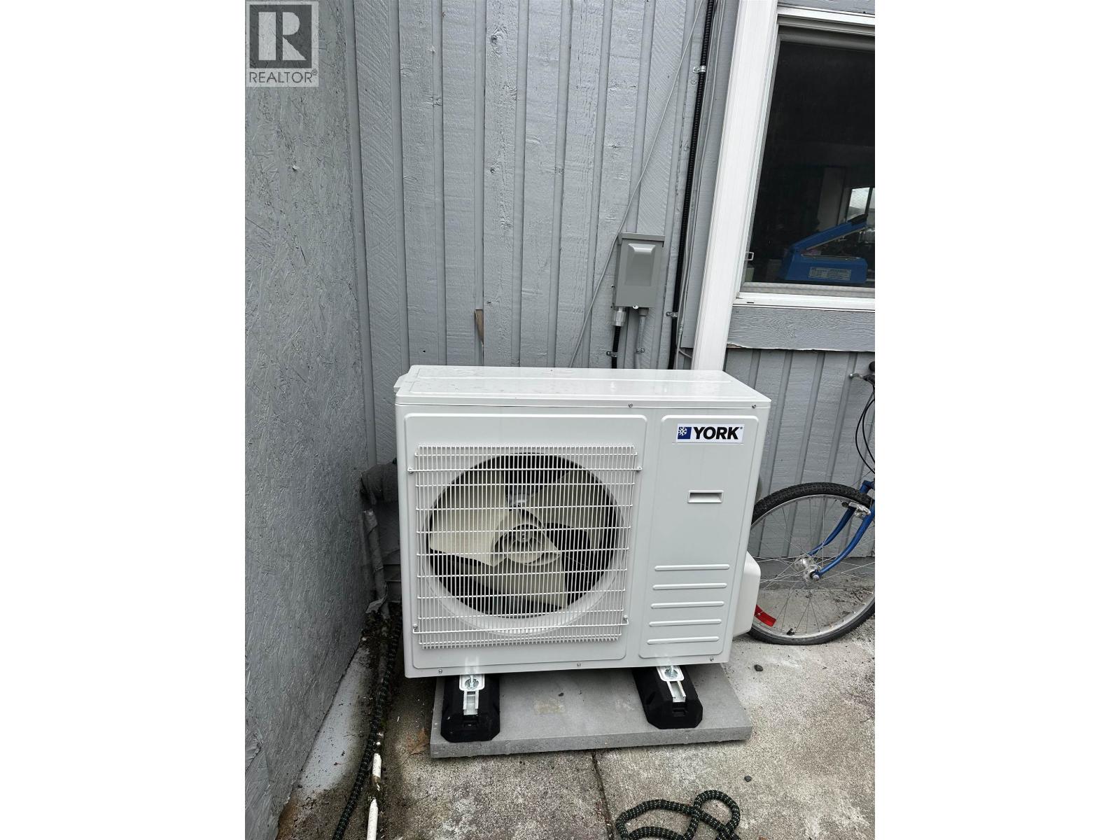 10471 STEVESTON Highway, Richmond