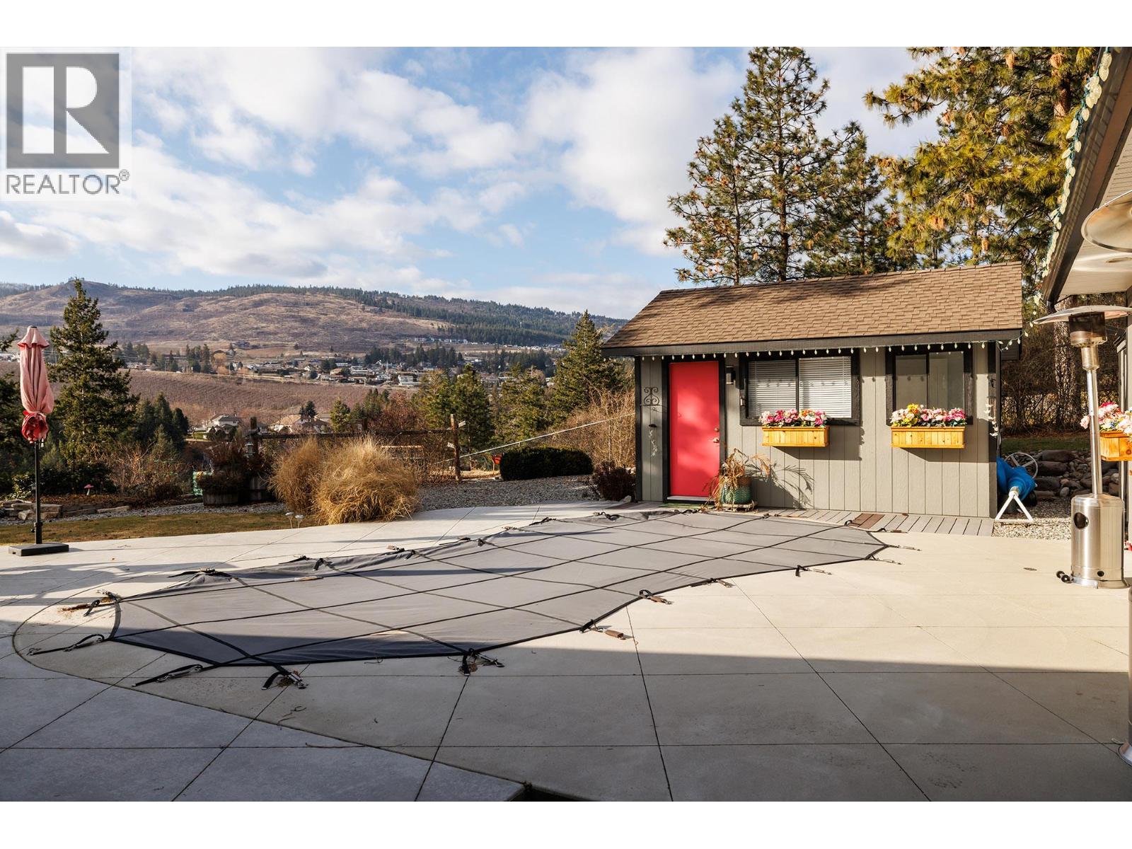 2575 Pineridge Place - 32