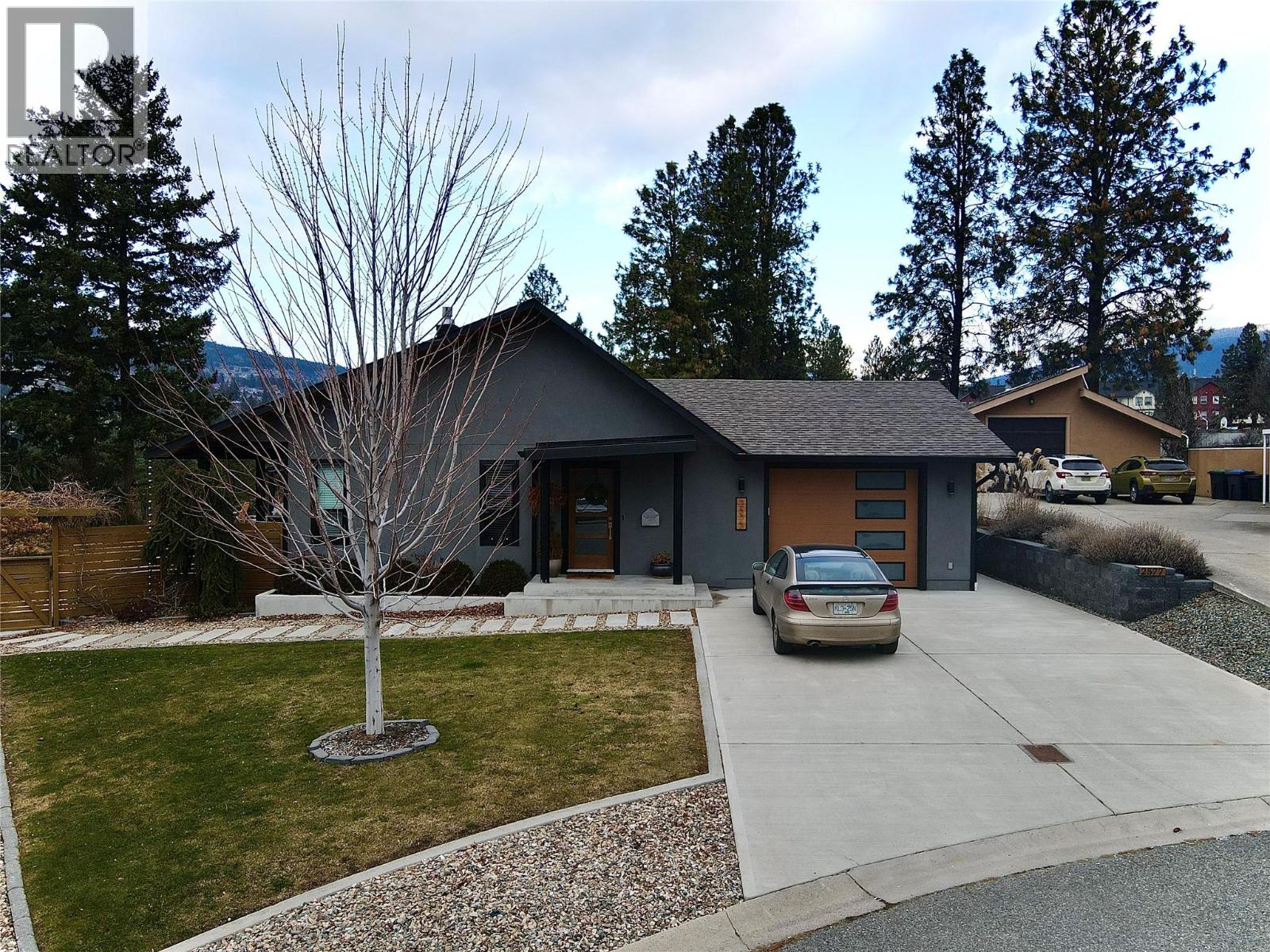 2575 Pineridge Place - 44