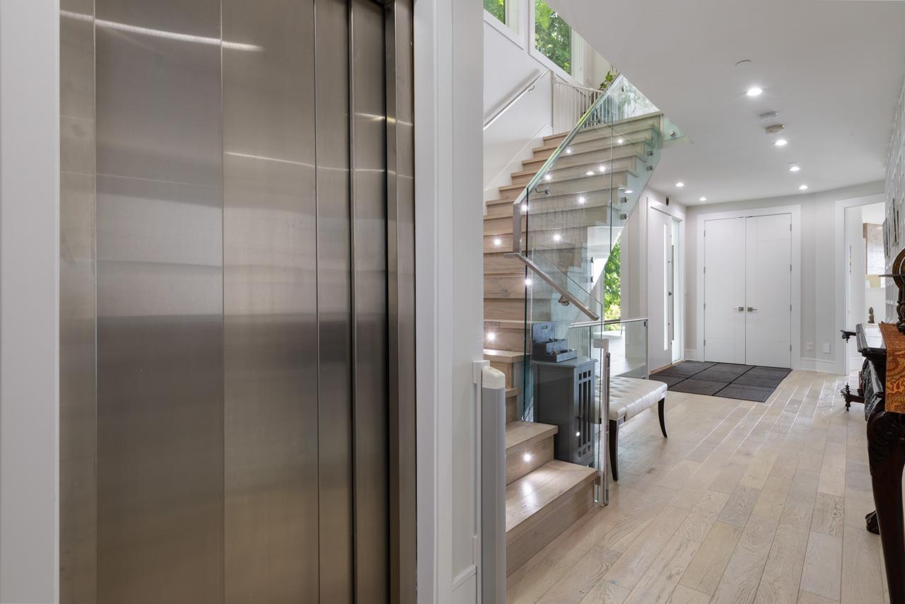 14999 BLACKWOOD LANE, White Rock