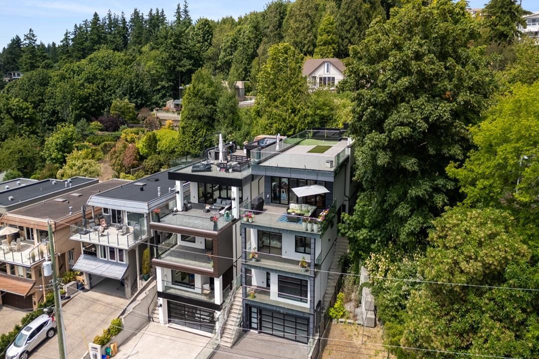14999 BLACKWOOD LANE, White Rock