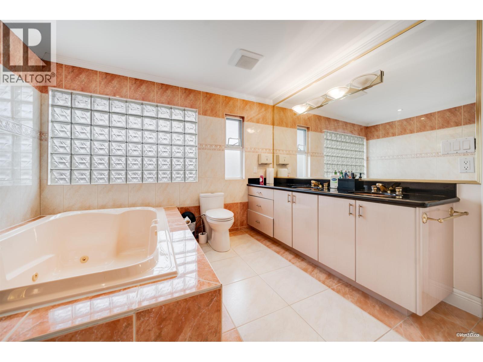 10320 SCOTSDALE Avenue, Richmond