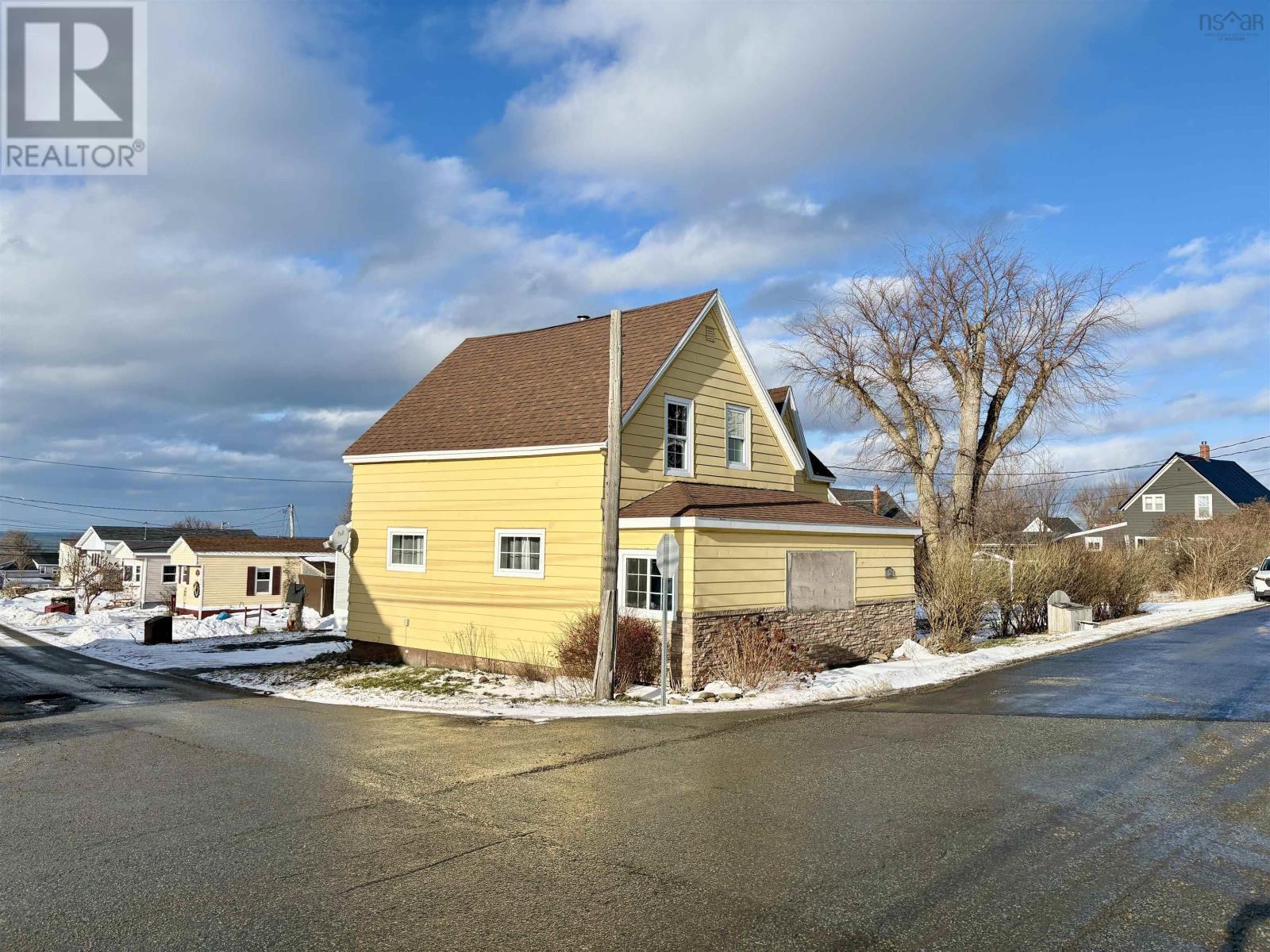 Property photo of 73 Church St.