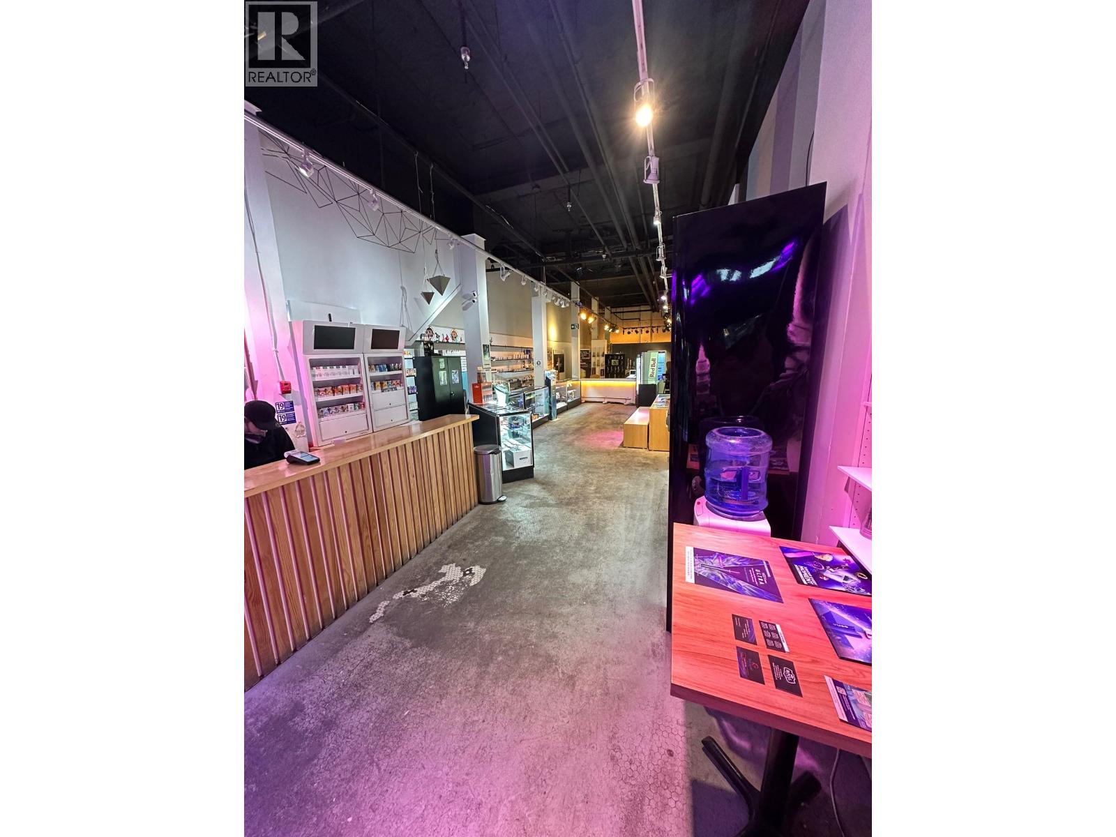 Business in Vancouver - Image 12