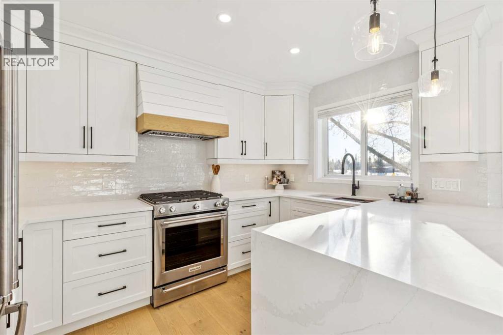 Single Family House for Sale in  Mckenzie Lake Point SE McKenzie Lake Calgary 