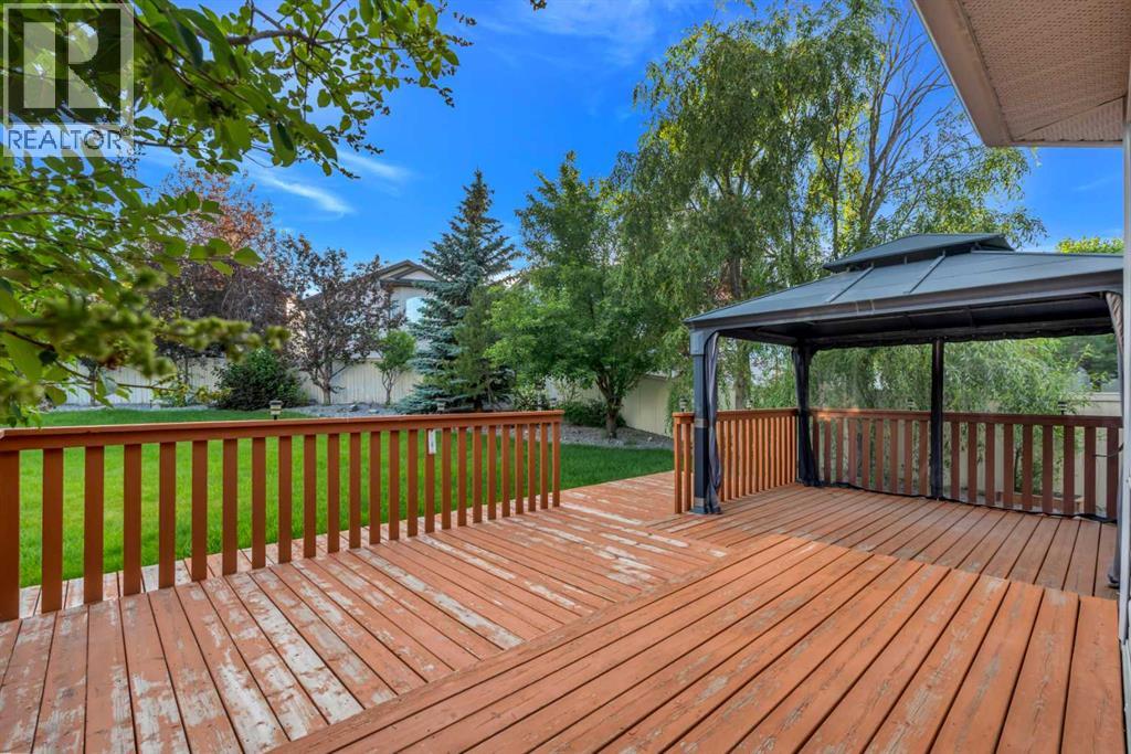 Single Family House for Sale in  Citadel Peak Mews NW Citadel Calgary 