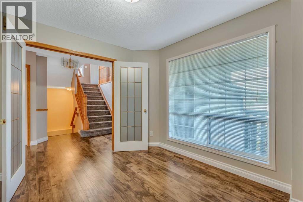 Single Family House for Sale in  Citadel Peak Mews NW Citadel Calgary 