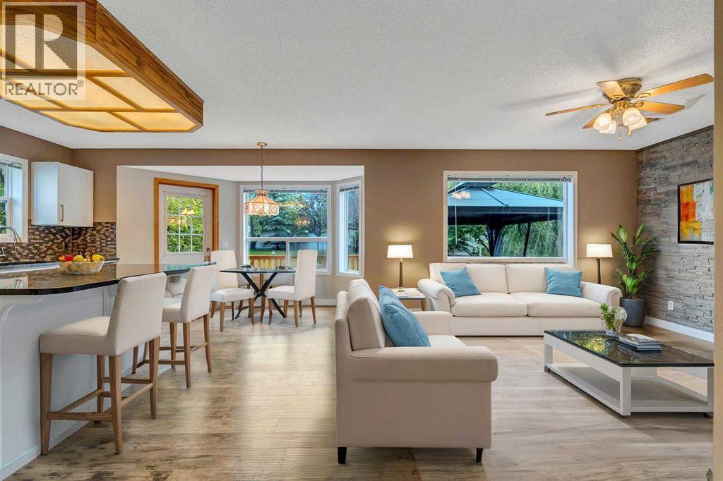 Single Family House for Sale in  Citadel Peak Mews NW Citadel Calgary 