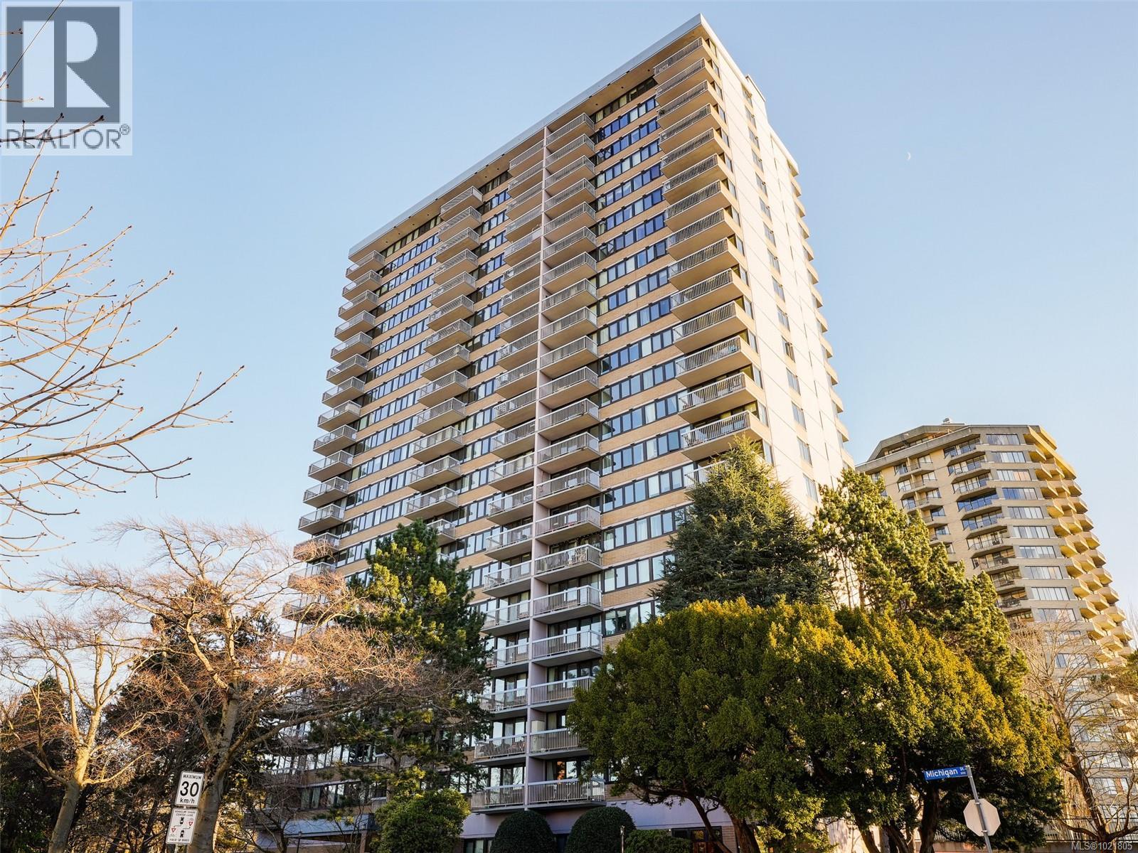 1010 647 Michigan St, Victoria