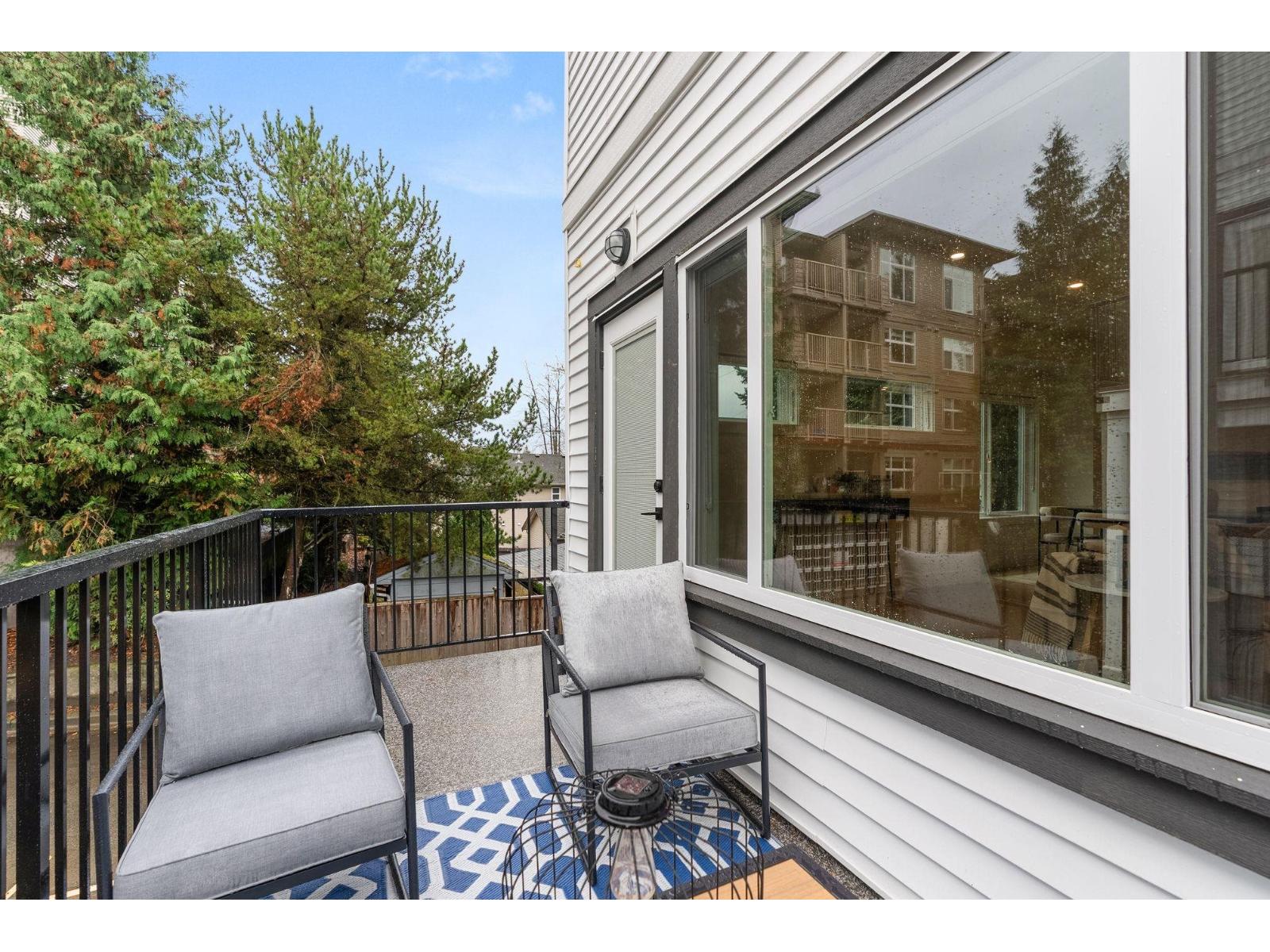 1 2522 CAMPBELL AVENUE, Abbotsford