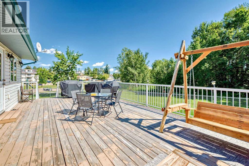 5515 52 Avenue Close, Innisfail