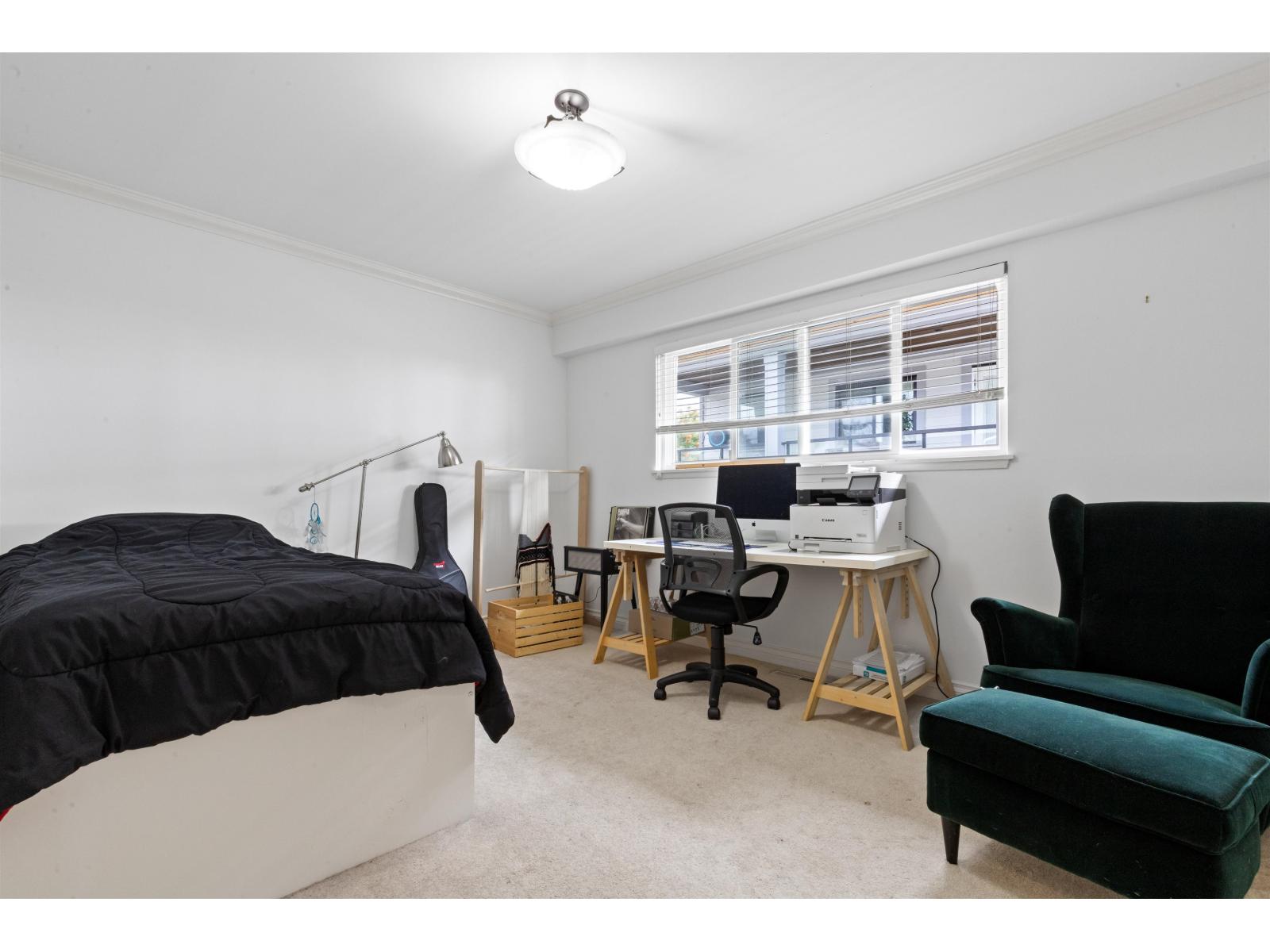 1310 PARKER STREET, White Rock