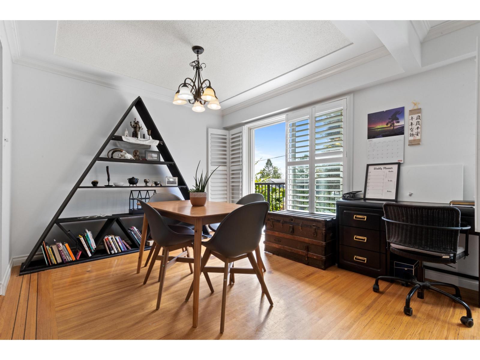 1310 PARKER STREET, White Rock