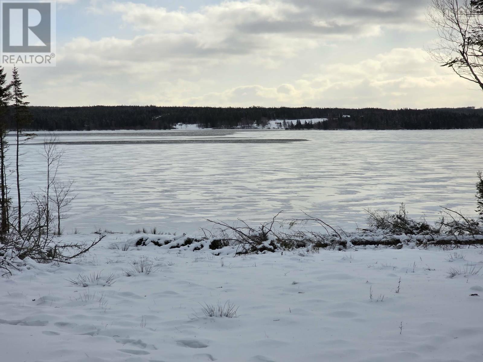 Property 13 of 26 of 916 Rear Loch Lomond Road