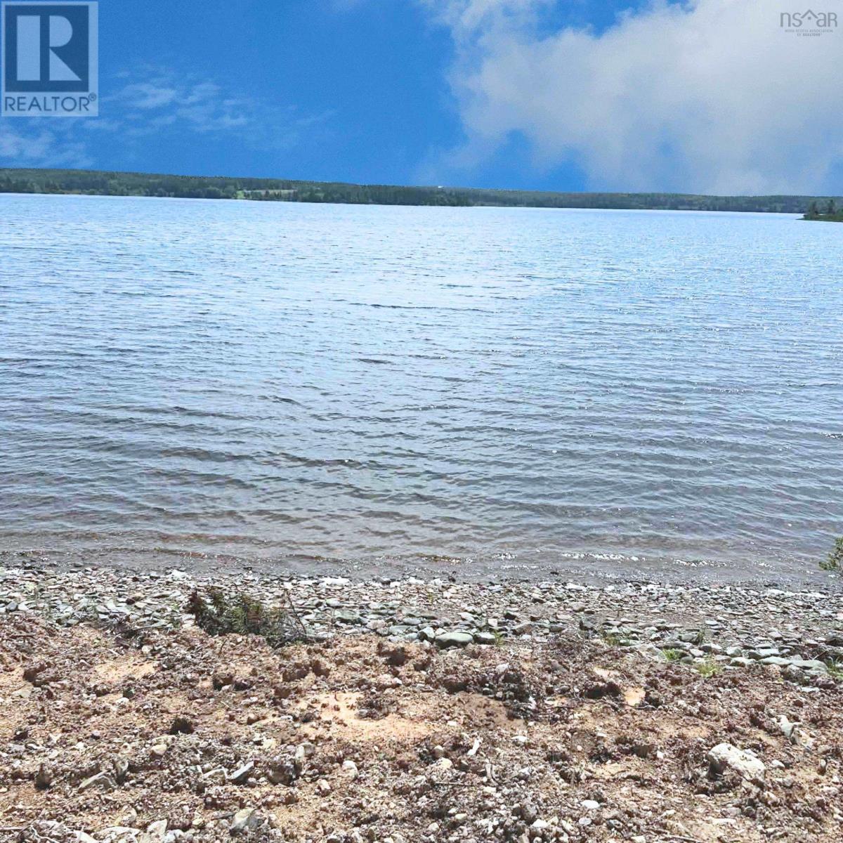 Property 25 of 26 of 916 Rear Loch Lomond Road