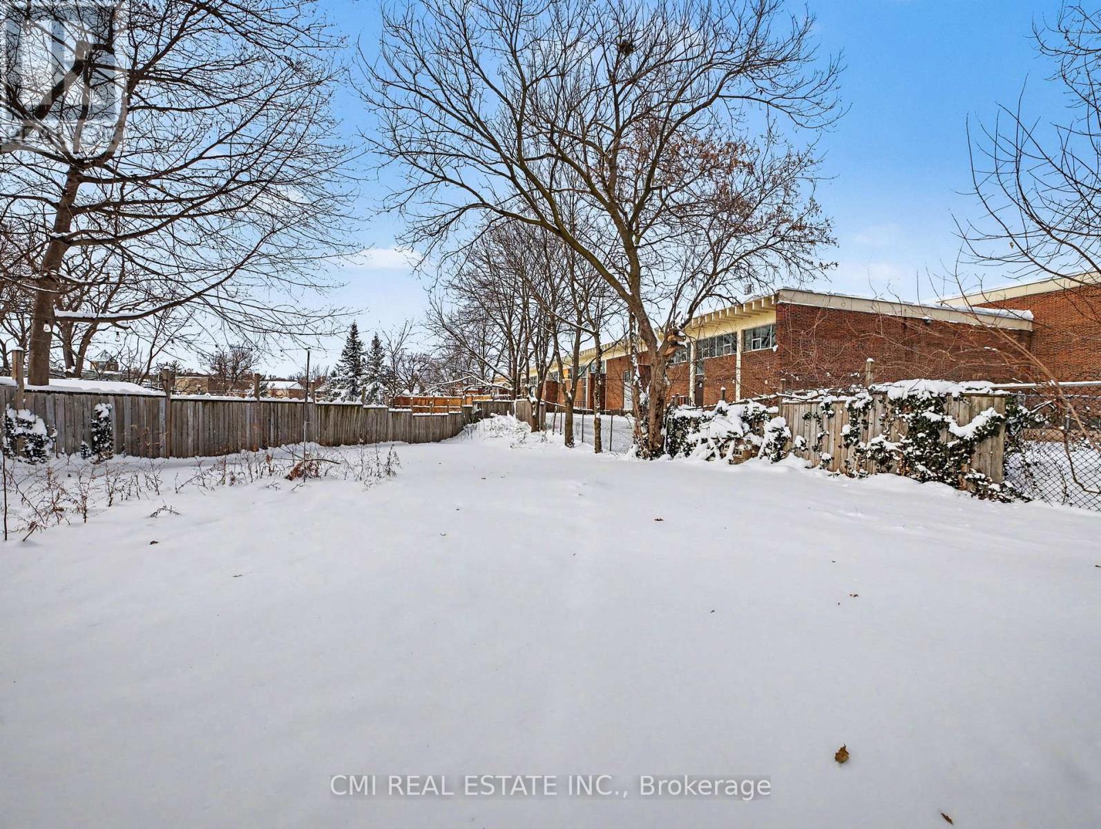 4306 EAST AVENUE - 39