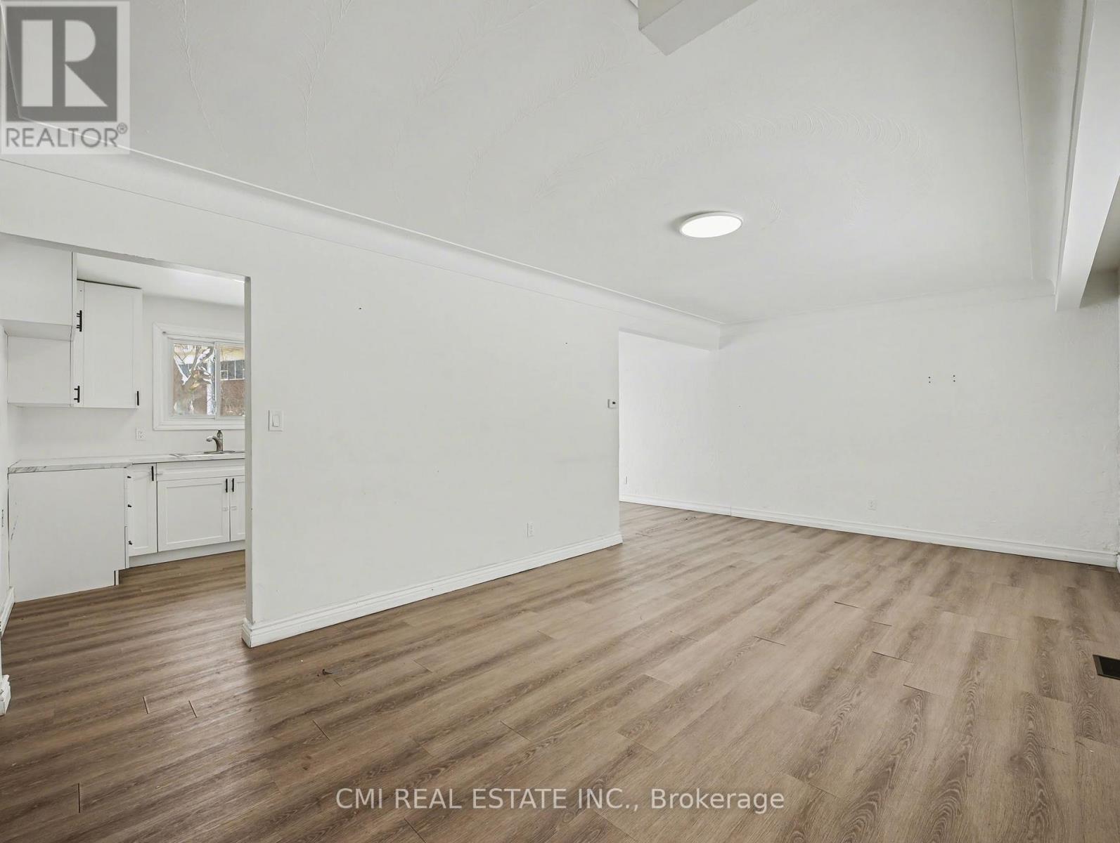 4306 EAST AVENUE - 7