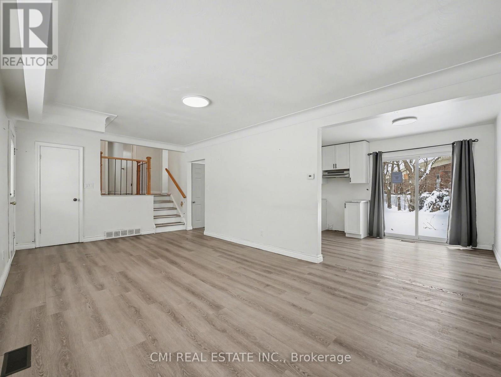 4306 EAST AVENUE - 8