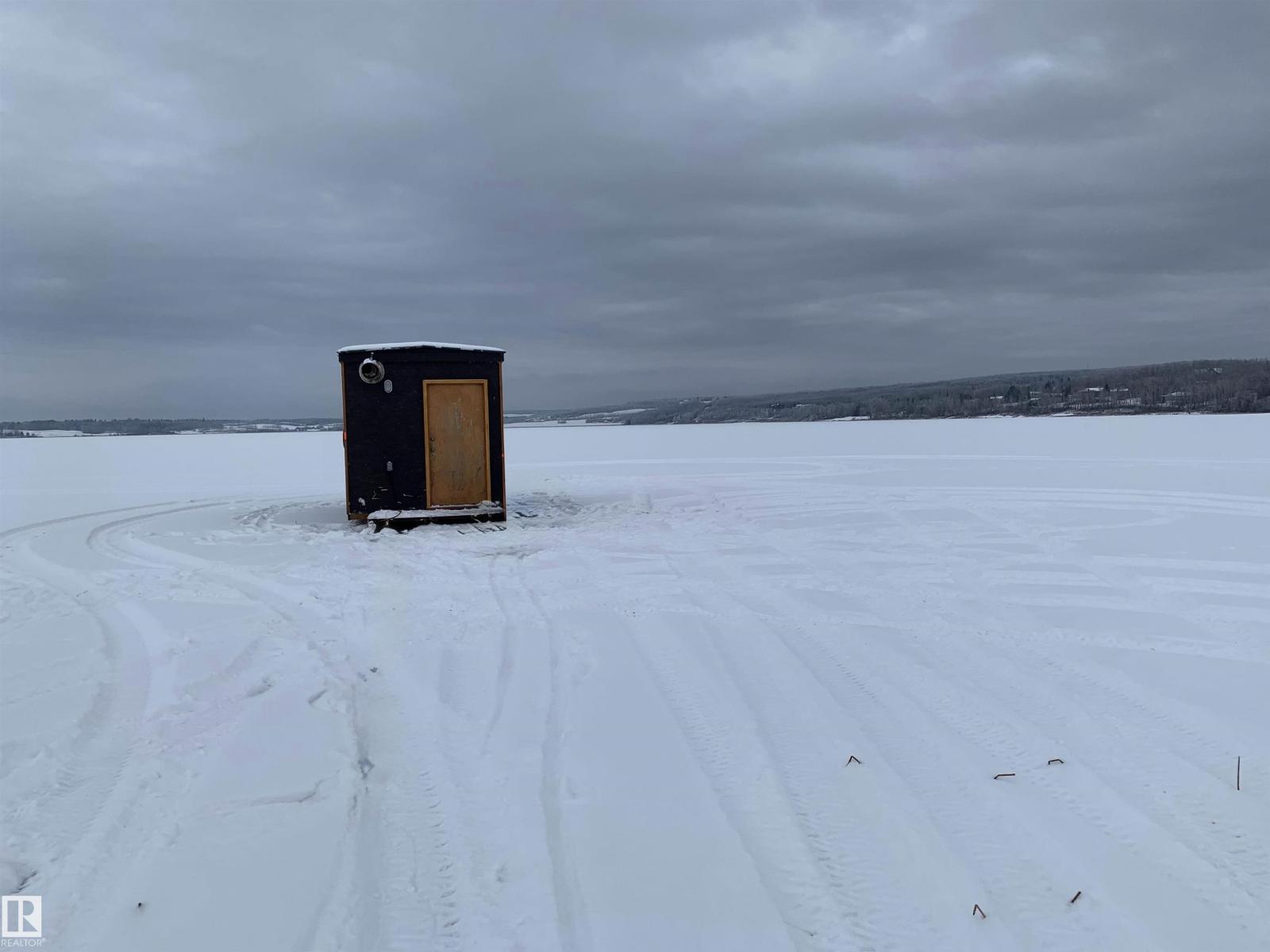 
          NW-9-60-16-W4
            <br/>
            <span>Rural Smoky Lake County</span>
            , 
            <span>AB</span>
             <span>T0A3C0</span>
         - Photo 13