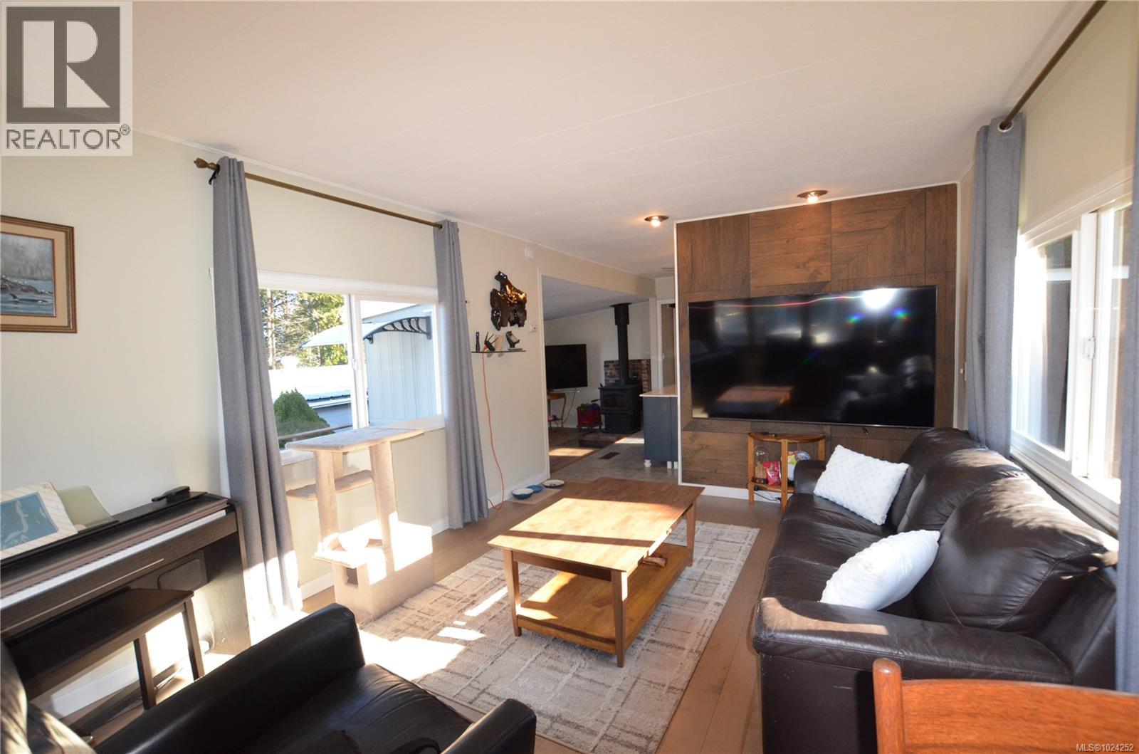 #10 1265 CHERRY POINT RD - 13