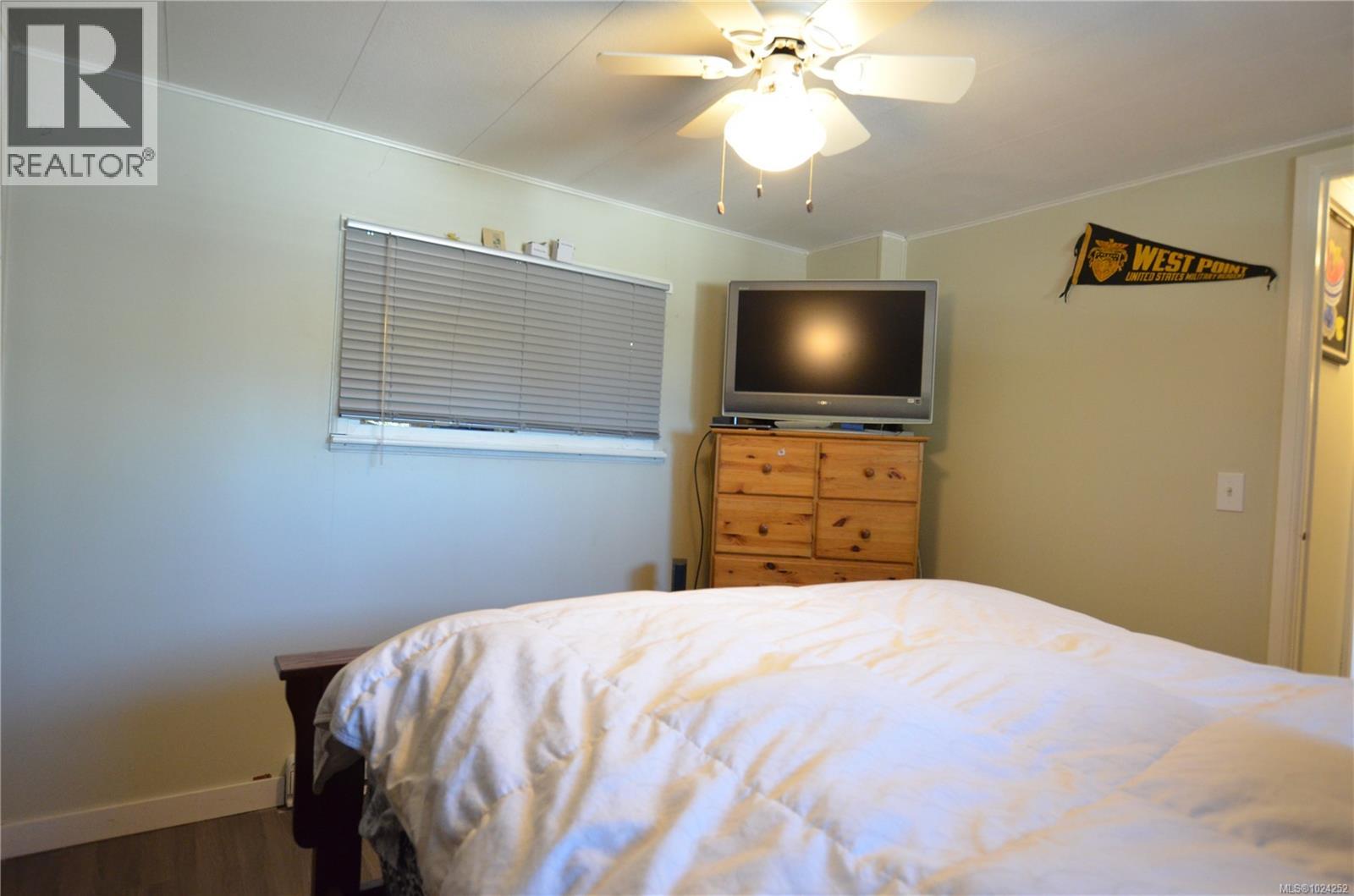 #10 1265 CHERRY POINT RD - 18