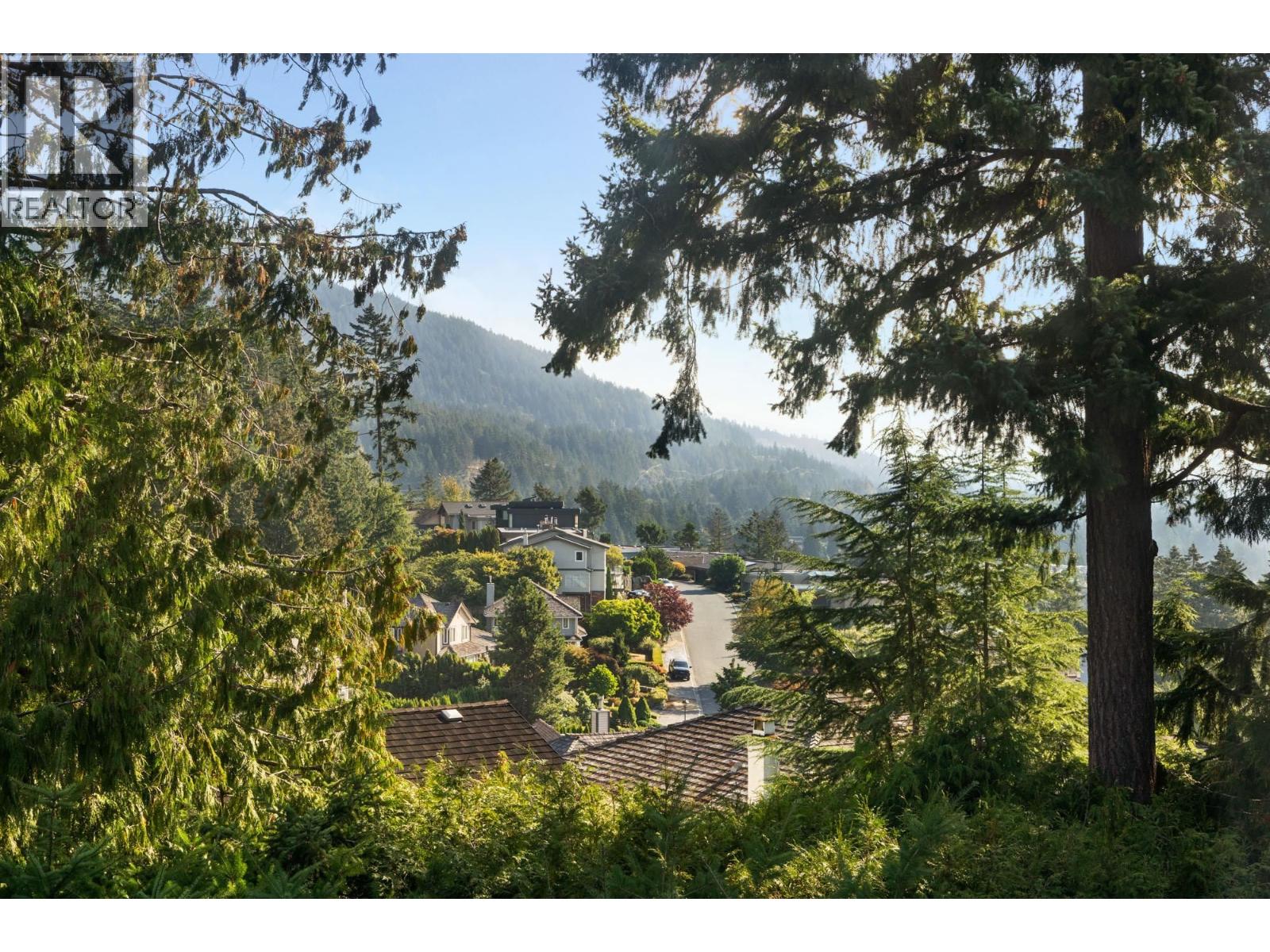 5162 ALDERFEILD PLACE, West Vancouver