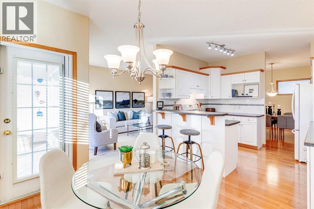 Single Family House Bungalow for Sale in  Shannon Link SW Shawnessy Calgary 