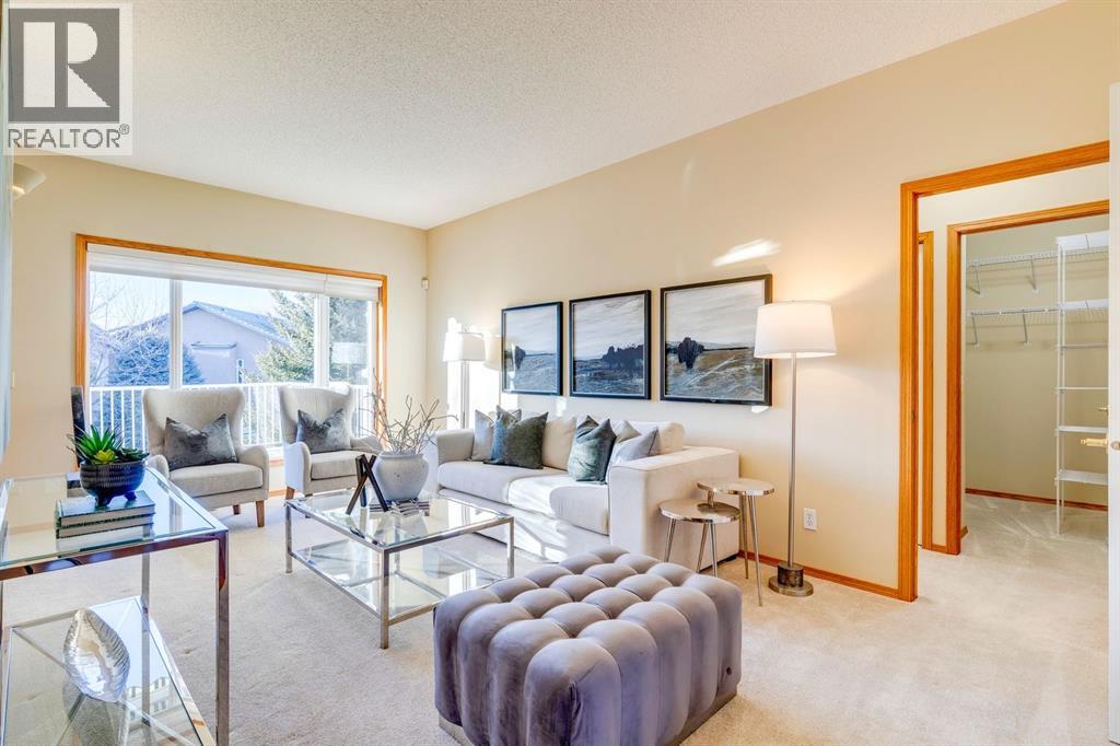 Single Family House Bungalow for Sale in  Shannon Link SW Shawnessy Calgary 