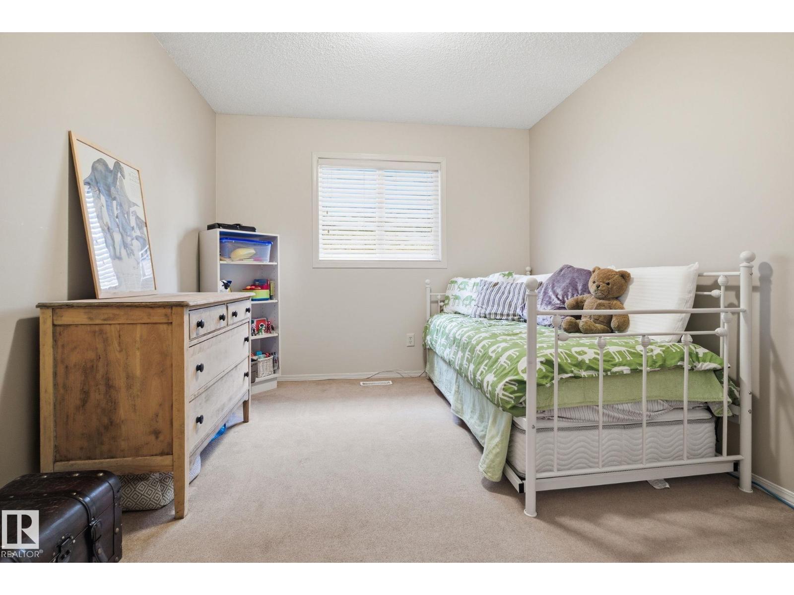 22 LAMPLIGHT BA, Spruce Grove